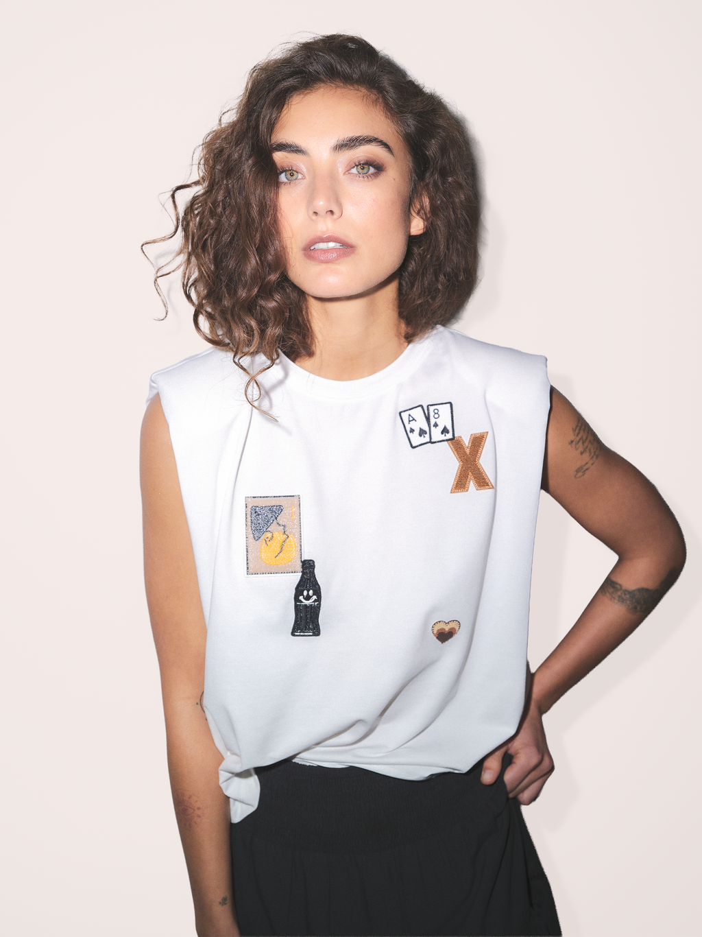 Gossia AmaliaGO Li Tee Tops Off-white