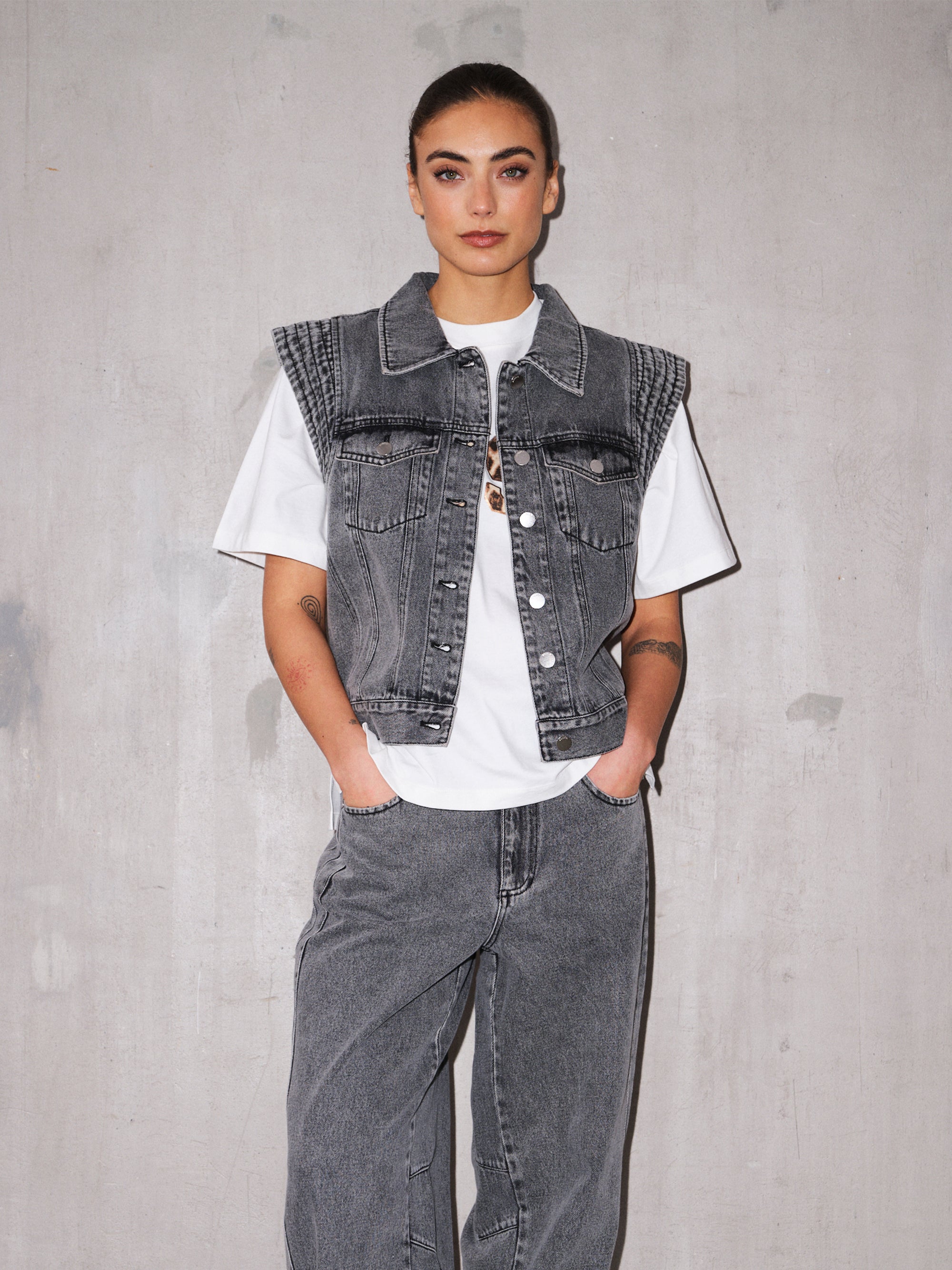 Gossia MinnaGO Vest Vests Grey washed